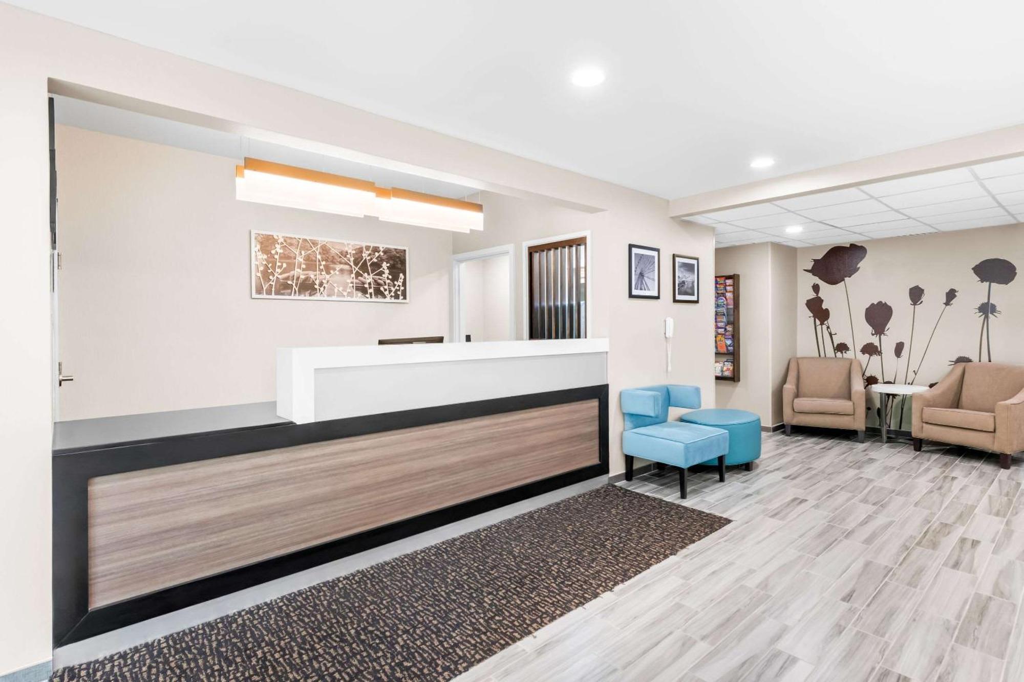 Sleep & Downtown Hotel Pigeon Forge