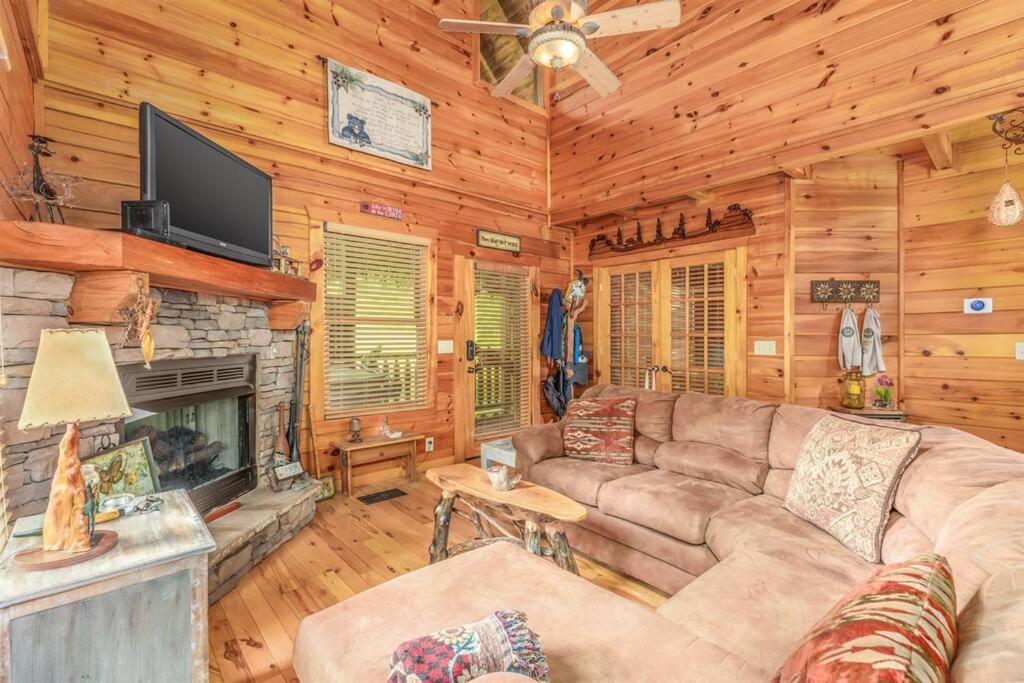 Campfire Pigeon Forge