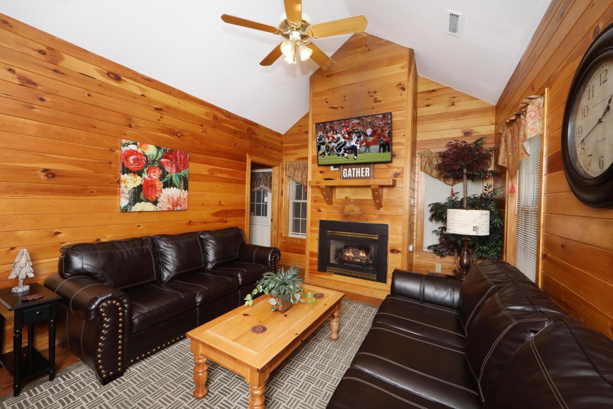 Chalet Apple Blossom By Eden Crest Pigeon Forge