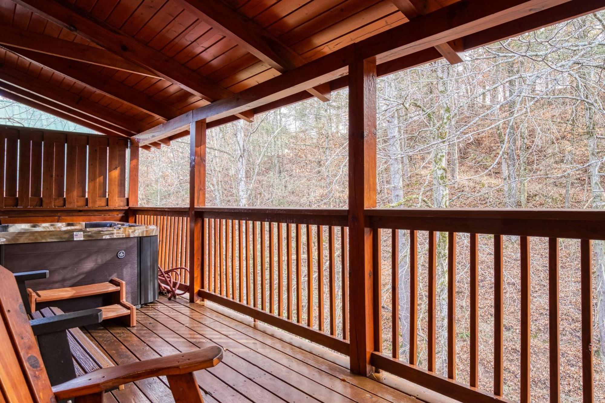 Holiday home Whispering Creek #302