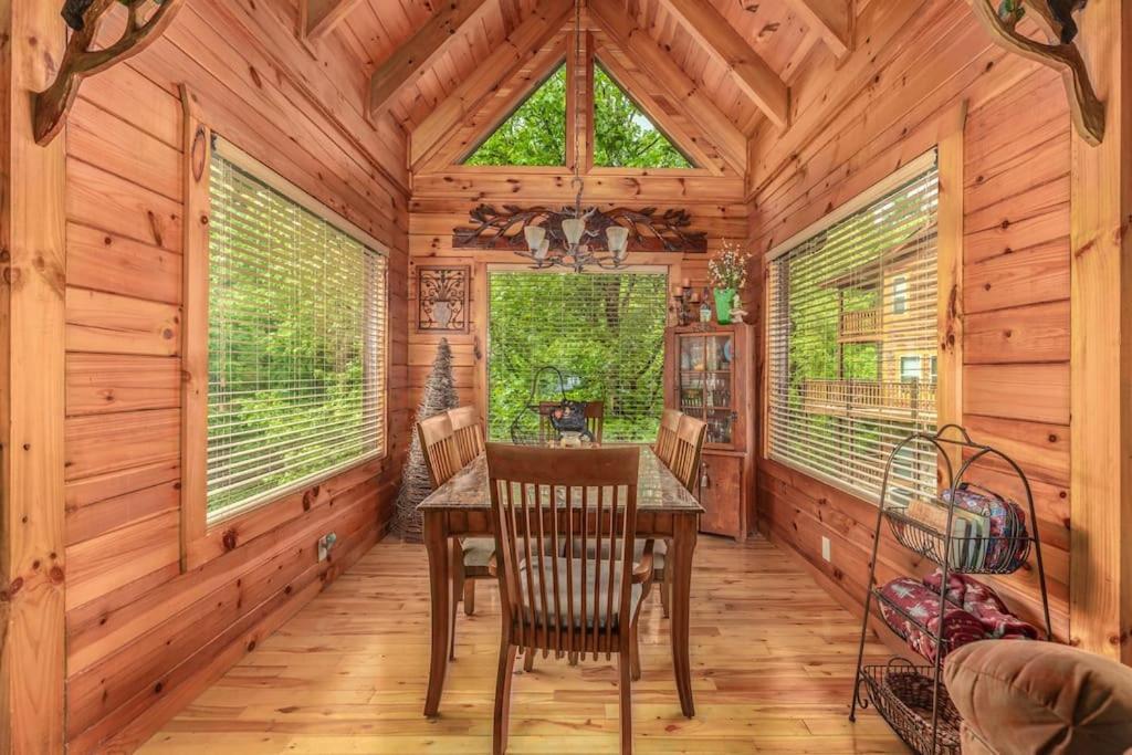 Campfire Pigeon Forge