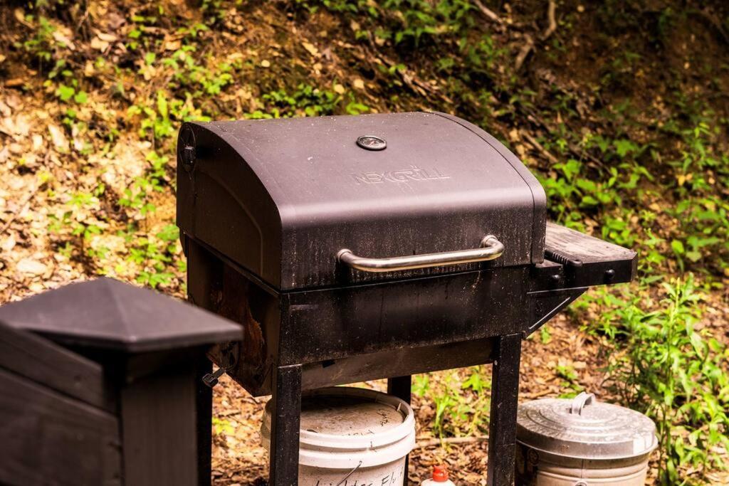 Private! Hot Tub! Parkway 2min! Petsok! Bbq! Holiday home