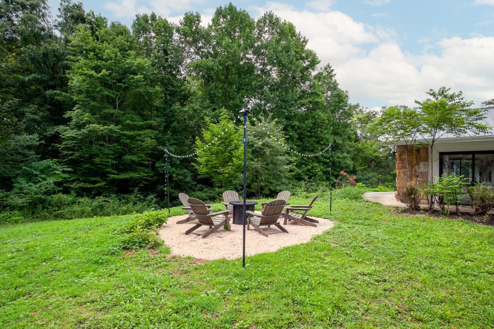 8m From Dollywood Prof Kitchen Fire Pit Arcade