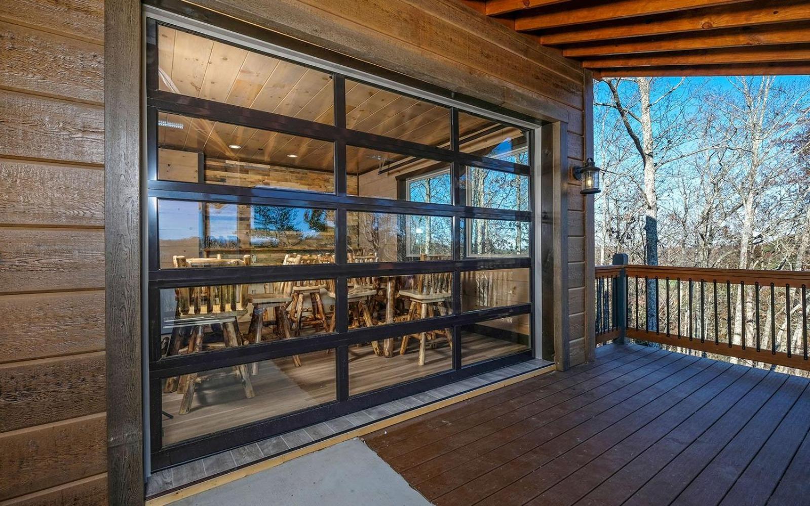 Hibernation Retreat Villa Pigeon Forge