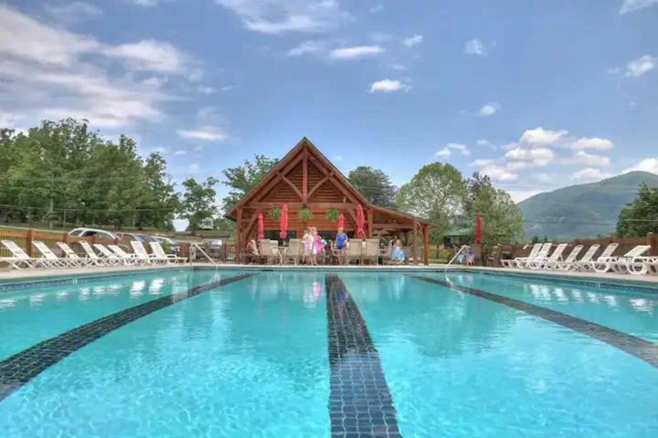 Awe-inspiring Estate Wpool, Theater, Fire Pit