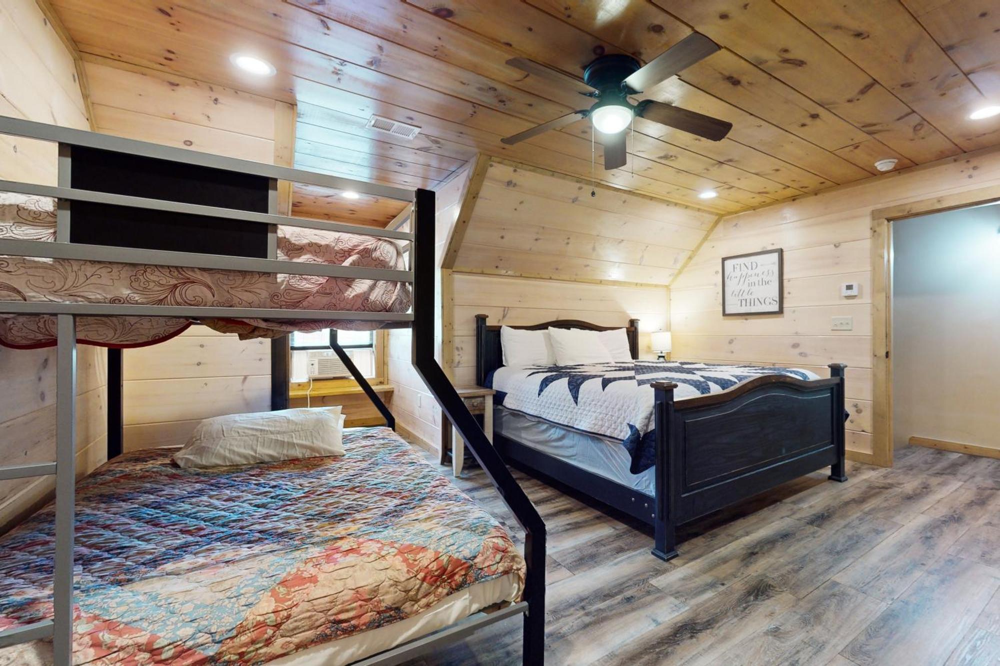 Holiday home Bear Cove Falls Pigeon Forge
