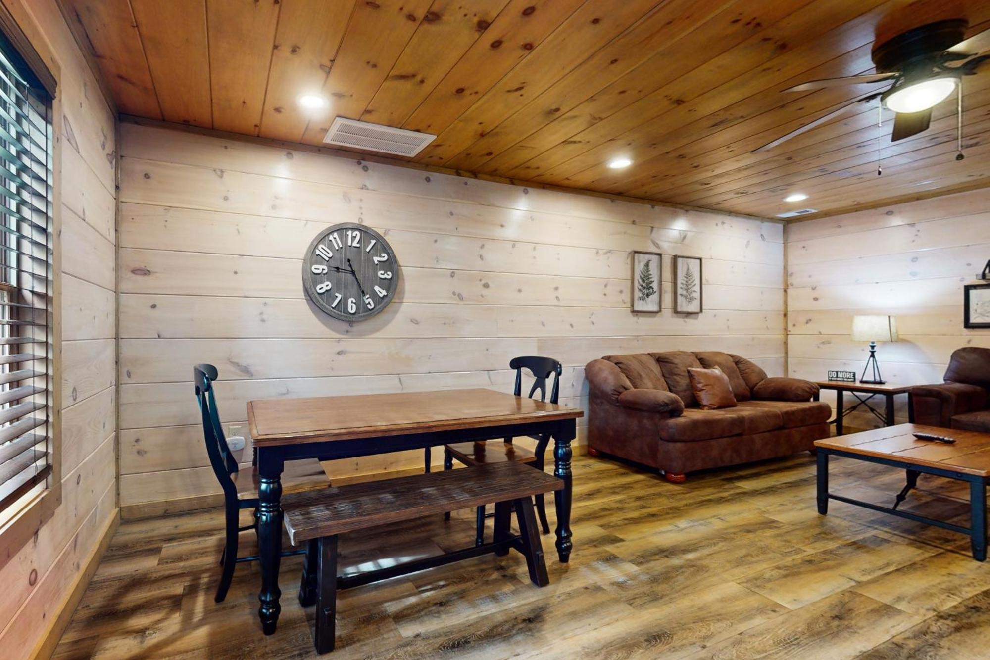 Bear Cove Falls Holiday home *