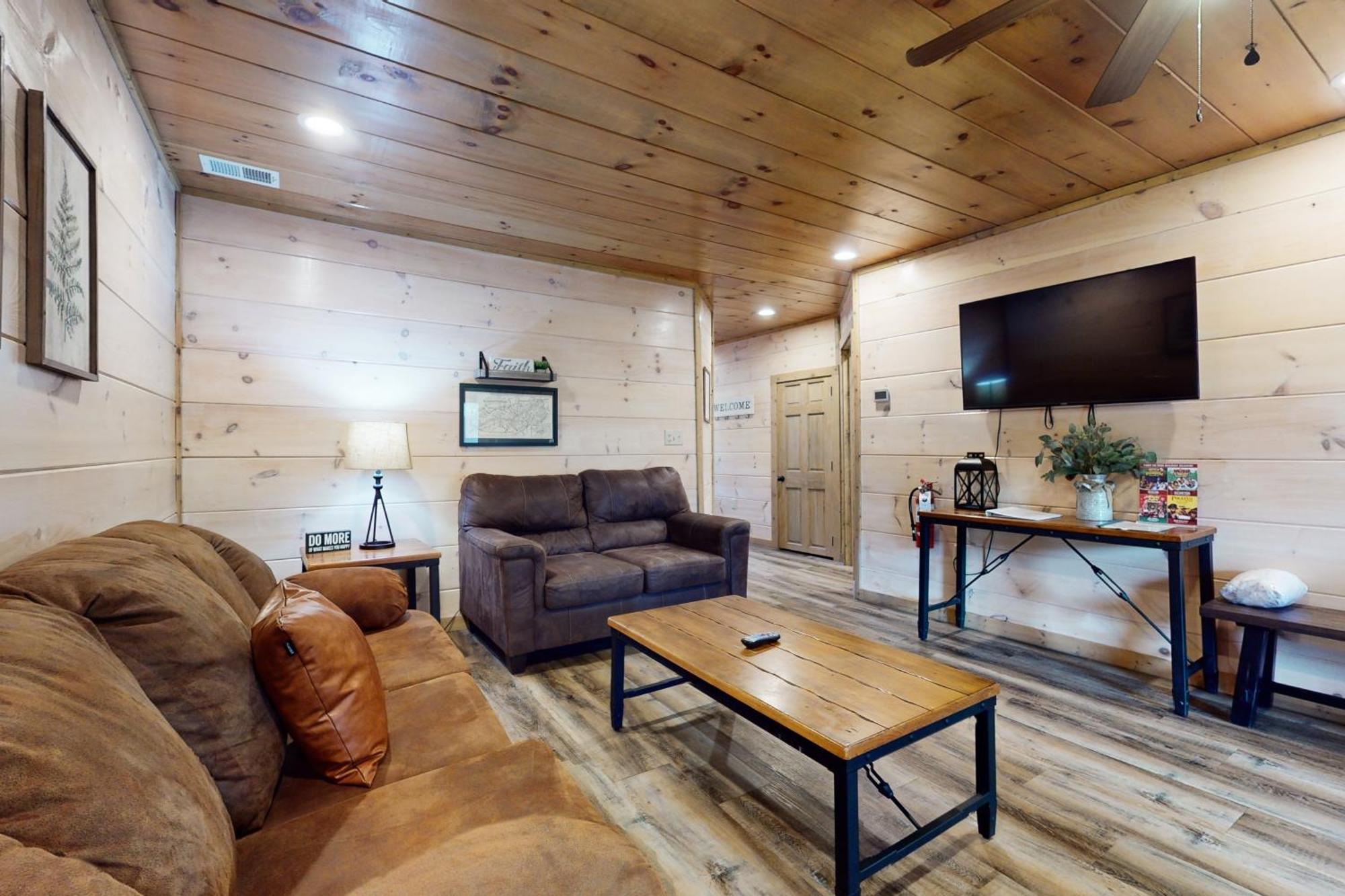 Bear Cove Falls Holiday home Pigeon Forge