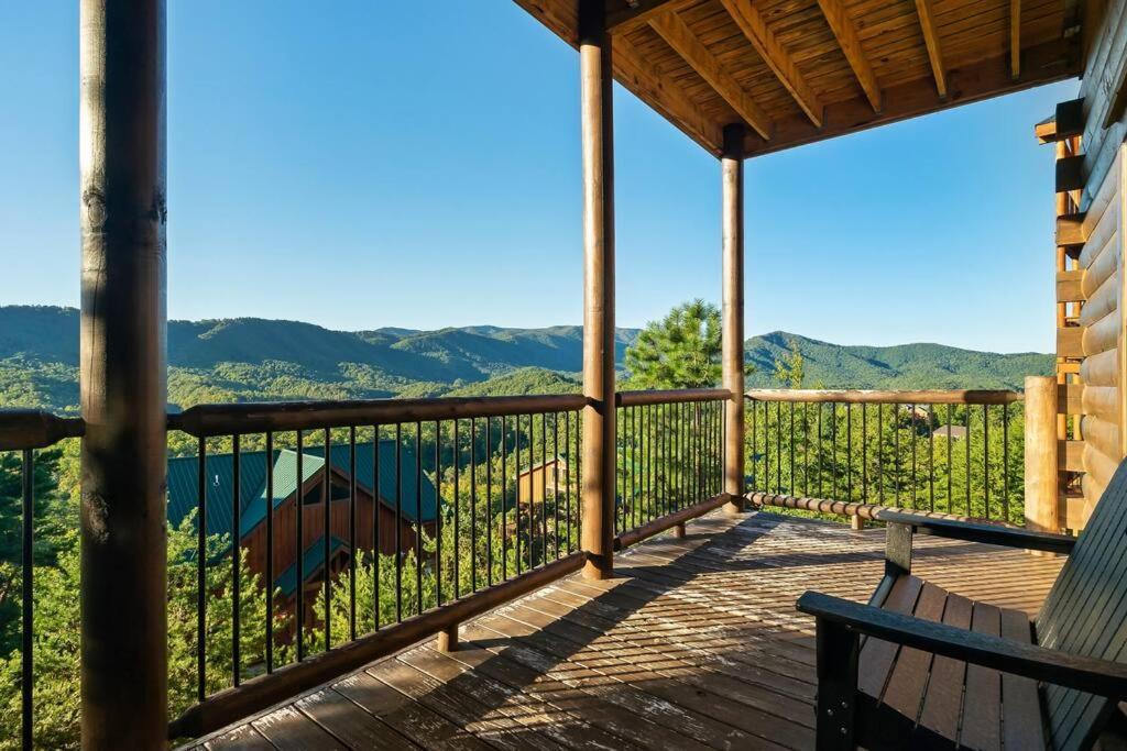 Highland View * Pigeon Forge