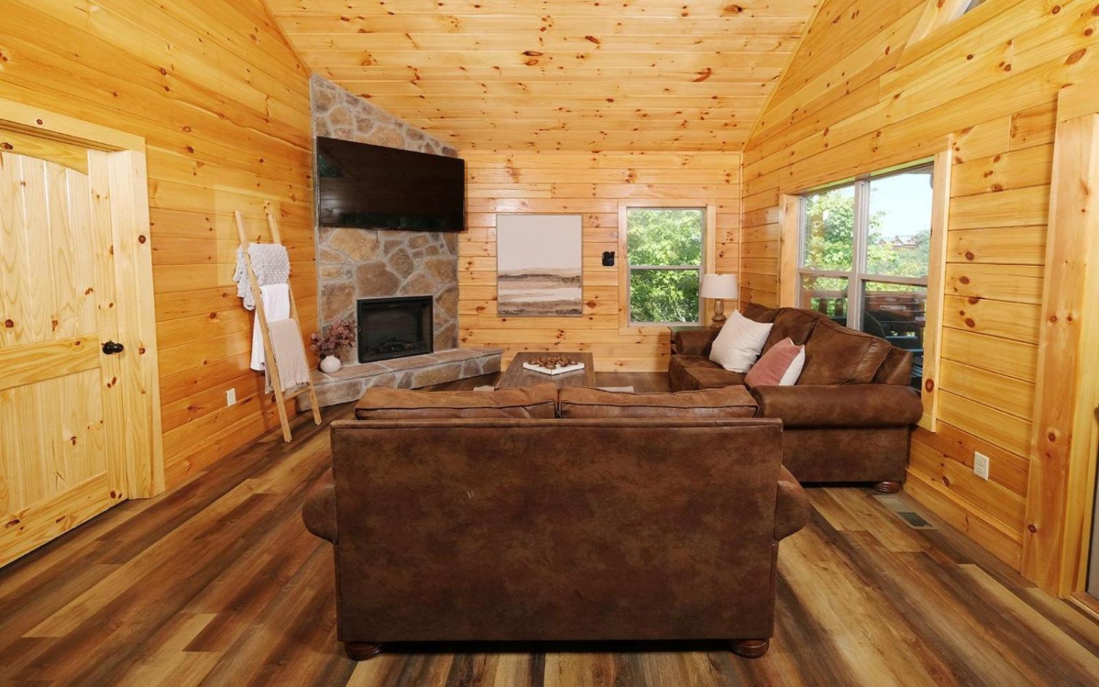 Villa Still Waters Pigeon Forge