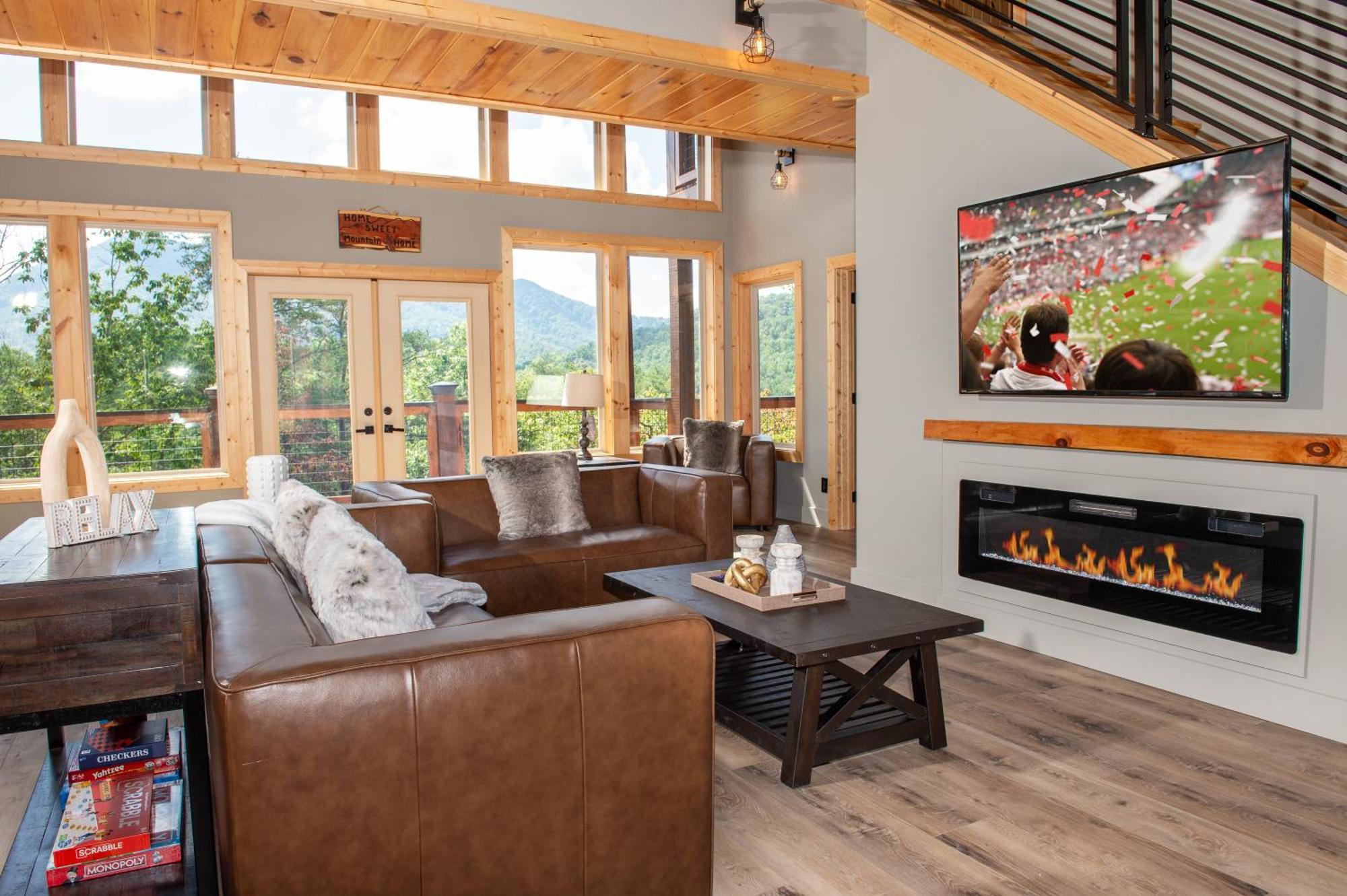 Augys View- Mountain Views-large Parking-large Holiday home Pigeon Forge