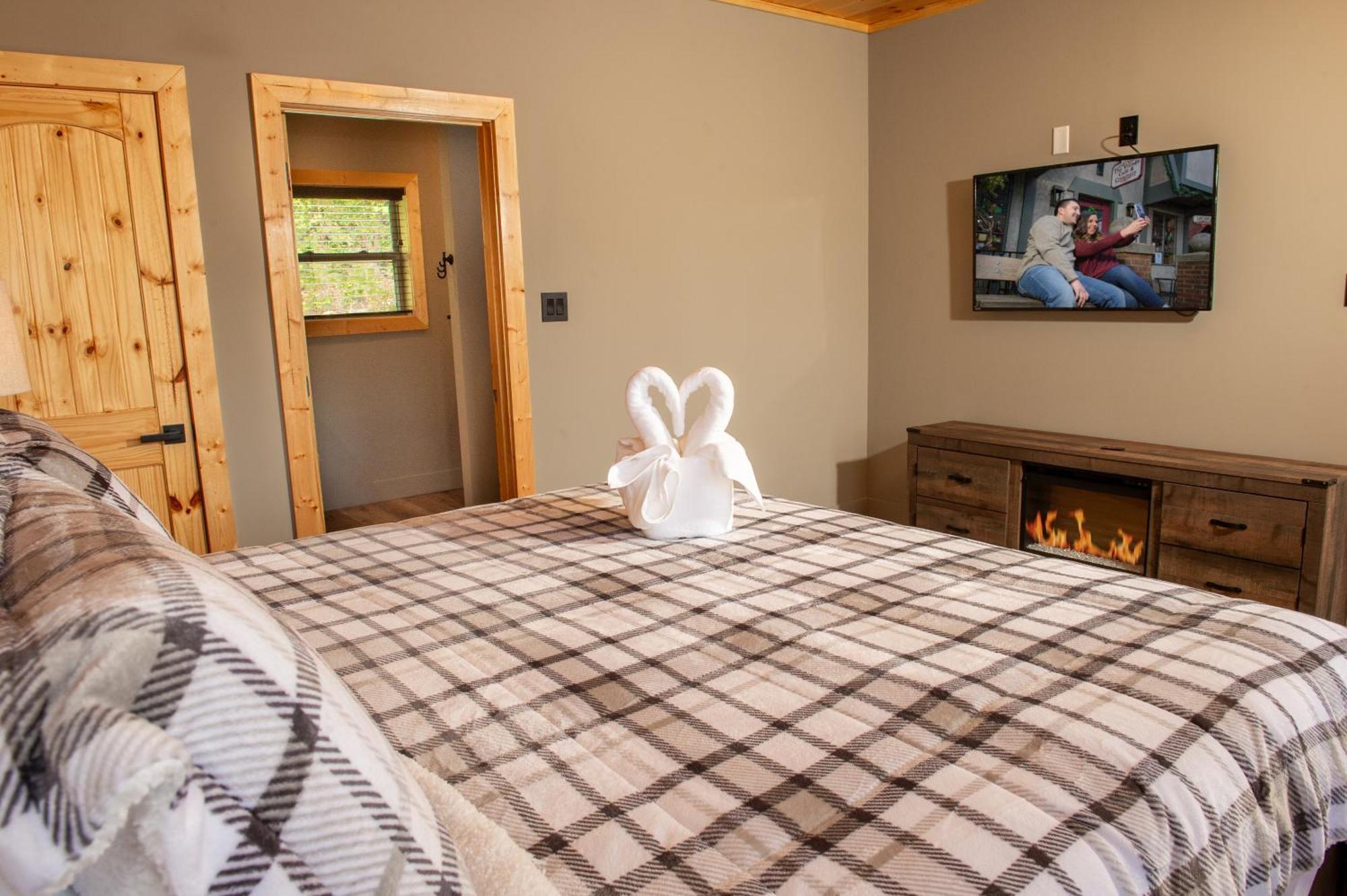 Augys View- Mountain Views-large Parking-large Holiday home *