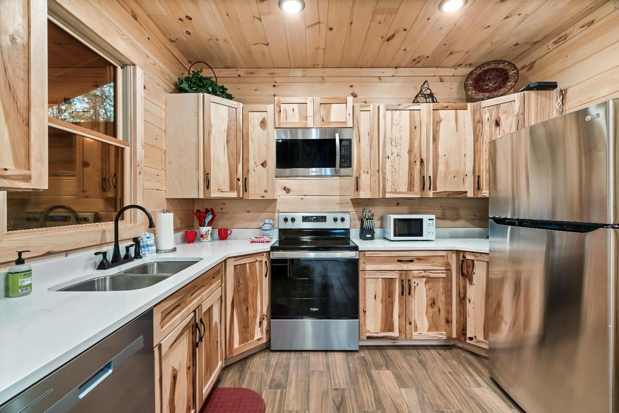 Holiday home Scenic Views, Game Room, Hot Tub, Fireplace, Bbq Pigeon Forge