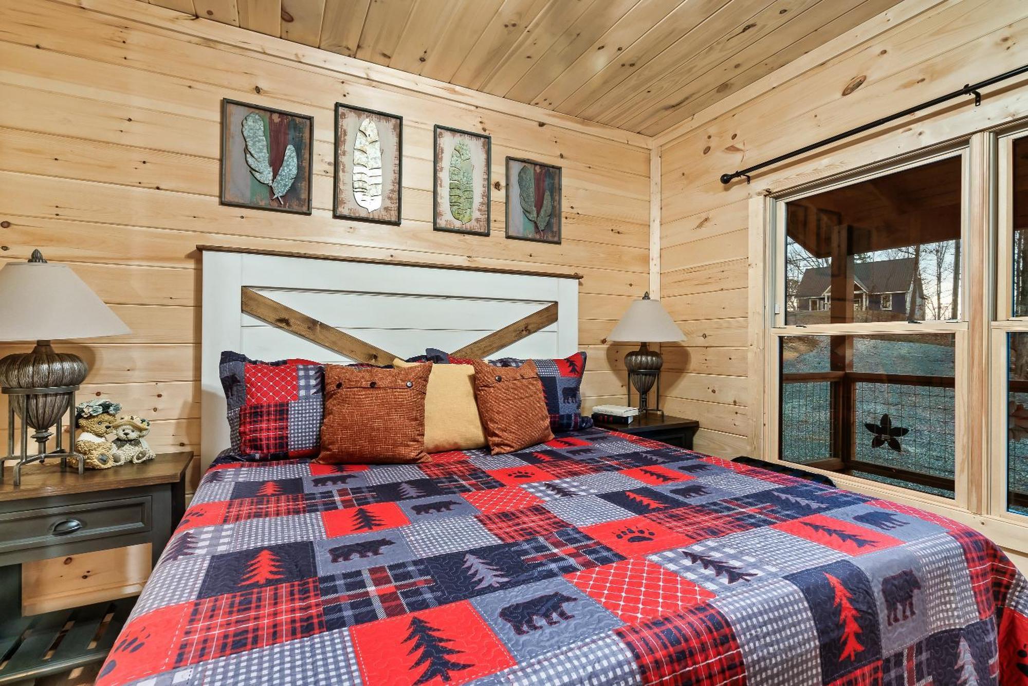 Holiday home Scenic Views, Game Room, Hot Tub, Fireplace, Bbq