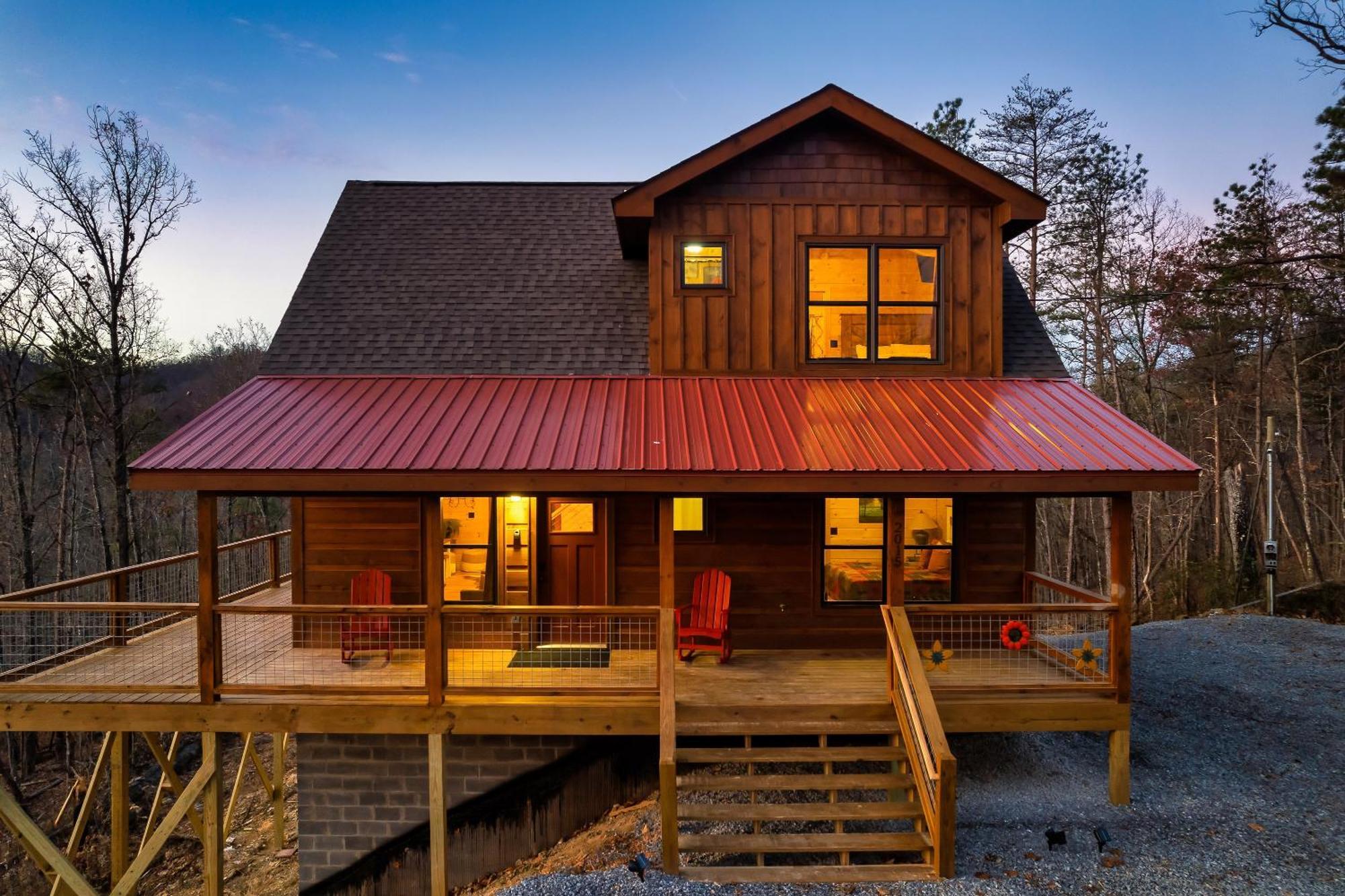 Scenic Views, Game Room, Hot Tub, Fireplace, Bbq *