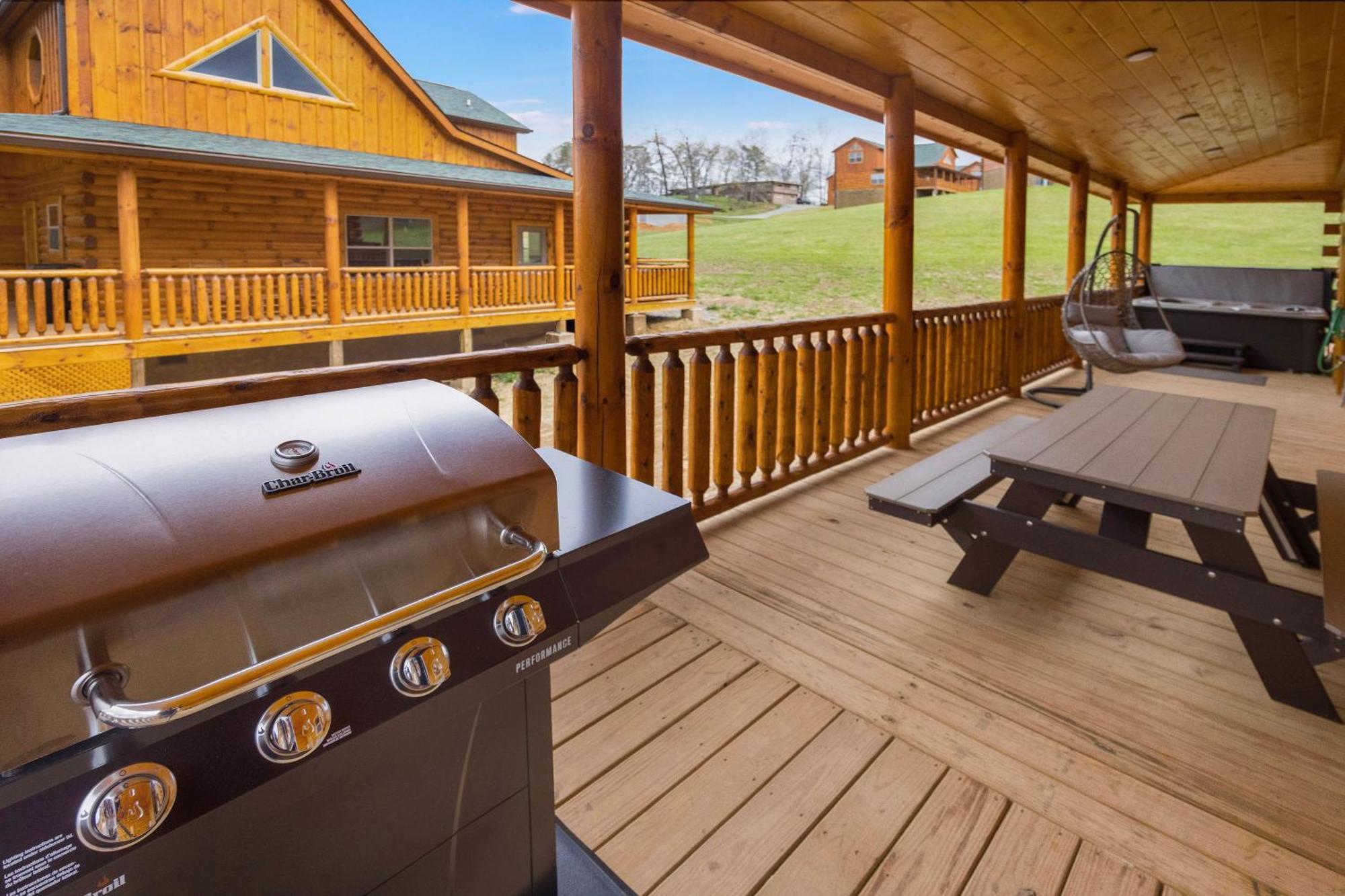 New! Indoor Pool/ps 5/hot Tub/parkway * Pigeon Forge