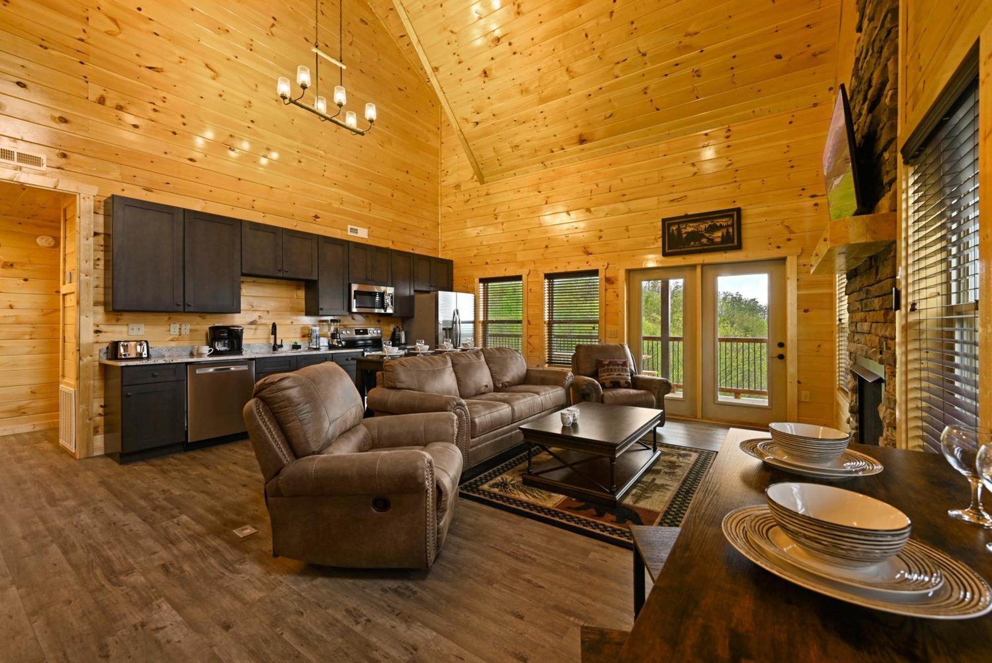 Fuzzy's Den Lodge
