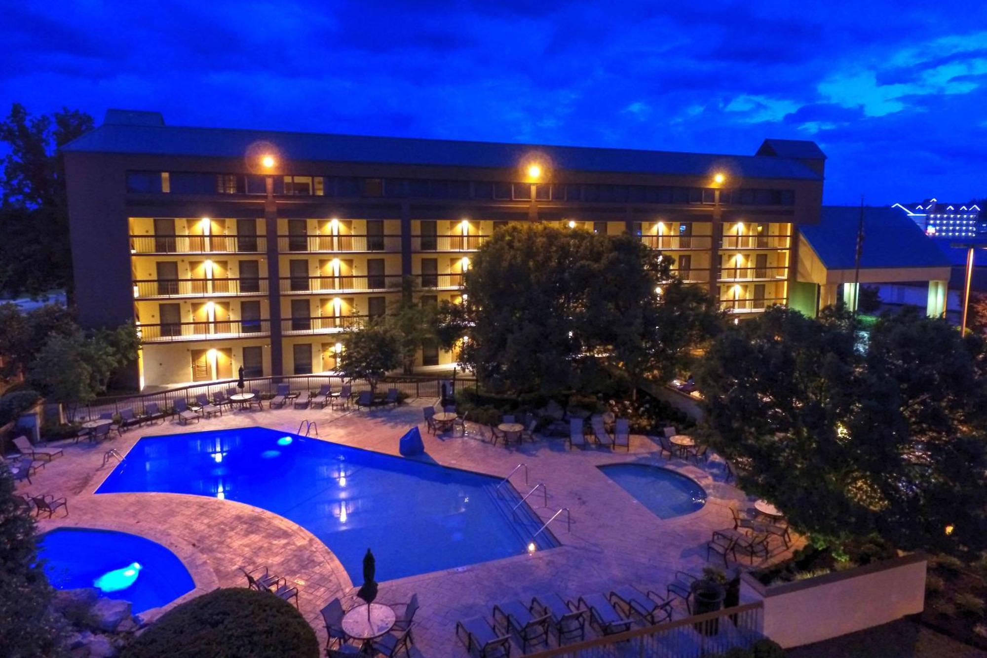 Quality Near The Island Inn Pigeon Forge