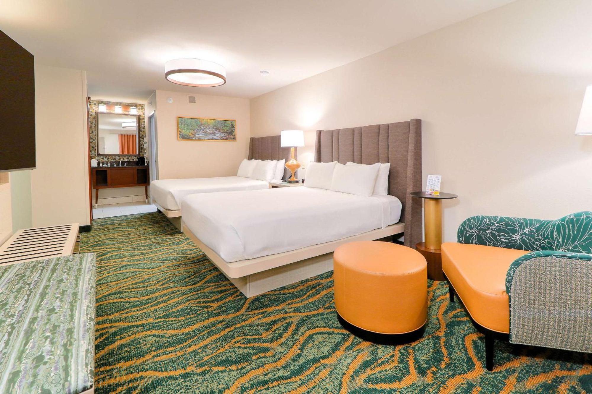 Quality Near The Island Inn Pigeon Forge