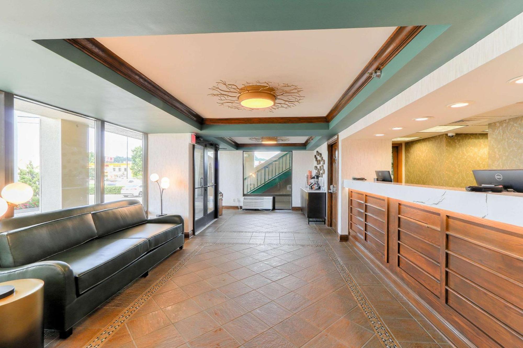 Inn Quality Near The Island Pigeon Forge