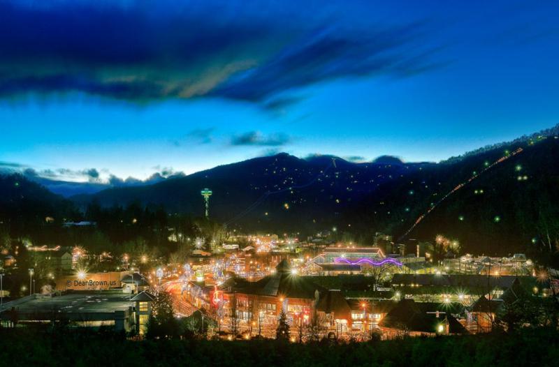 A Mountain View Theater Holiday