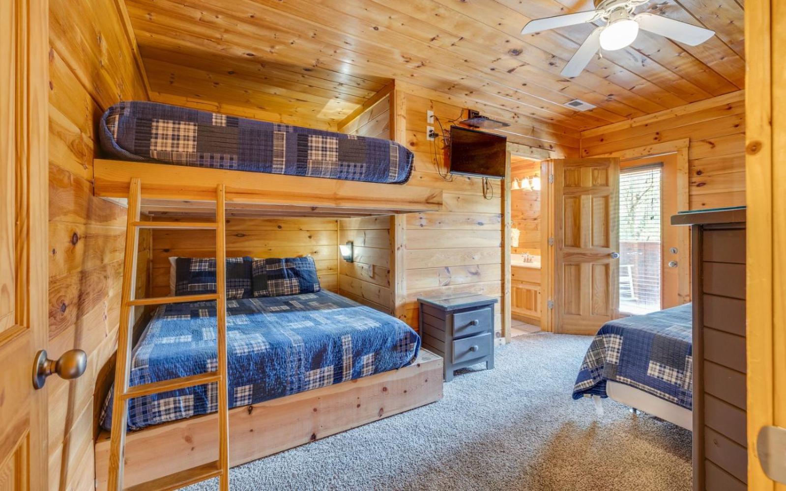 Heavenly Escape Villa Pigeon Forge