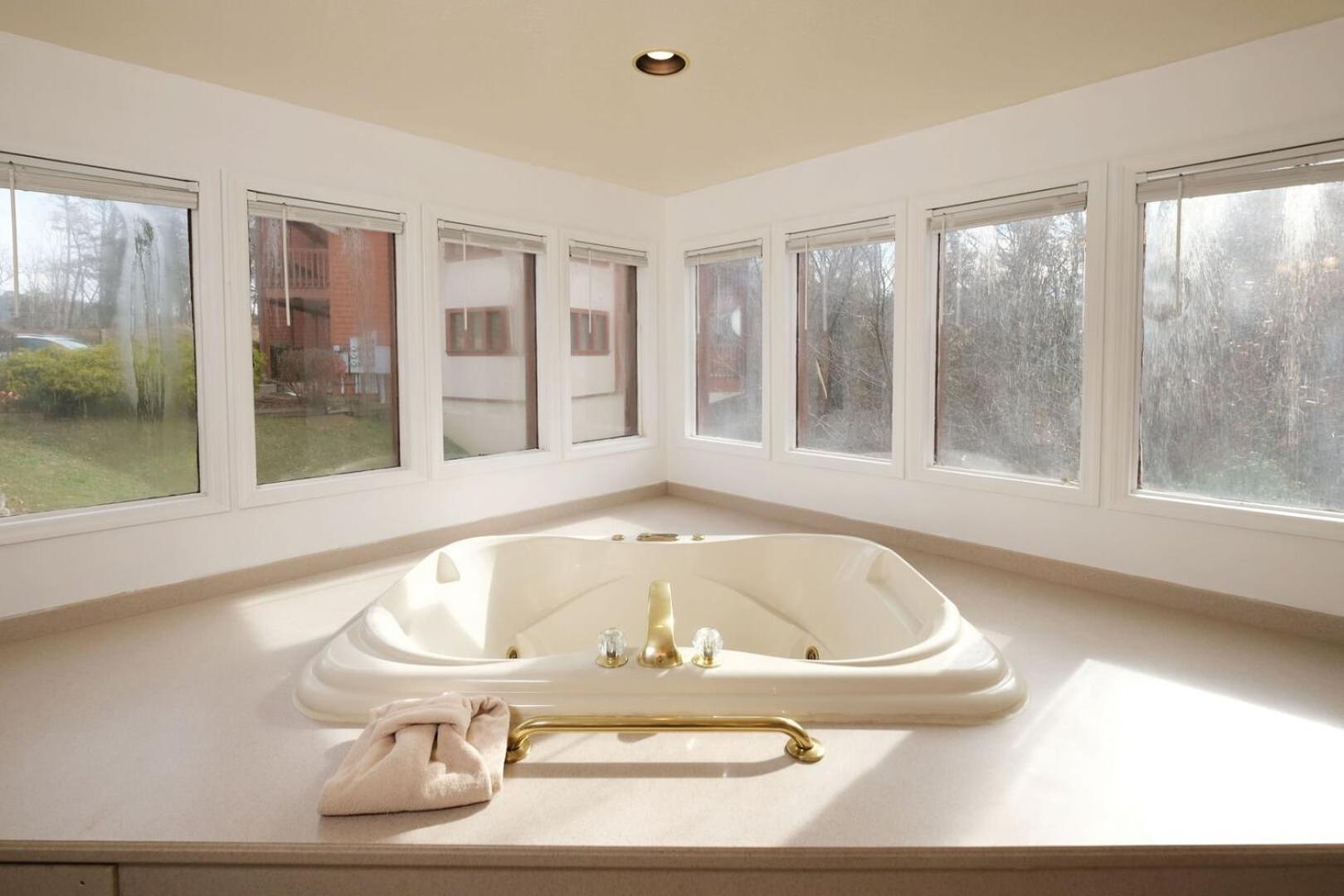 Cozy 2br Just 5 Min To Pkwy! Free Attraction Tickets Holiday home