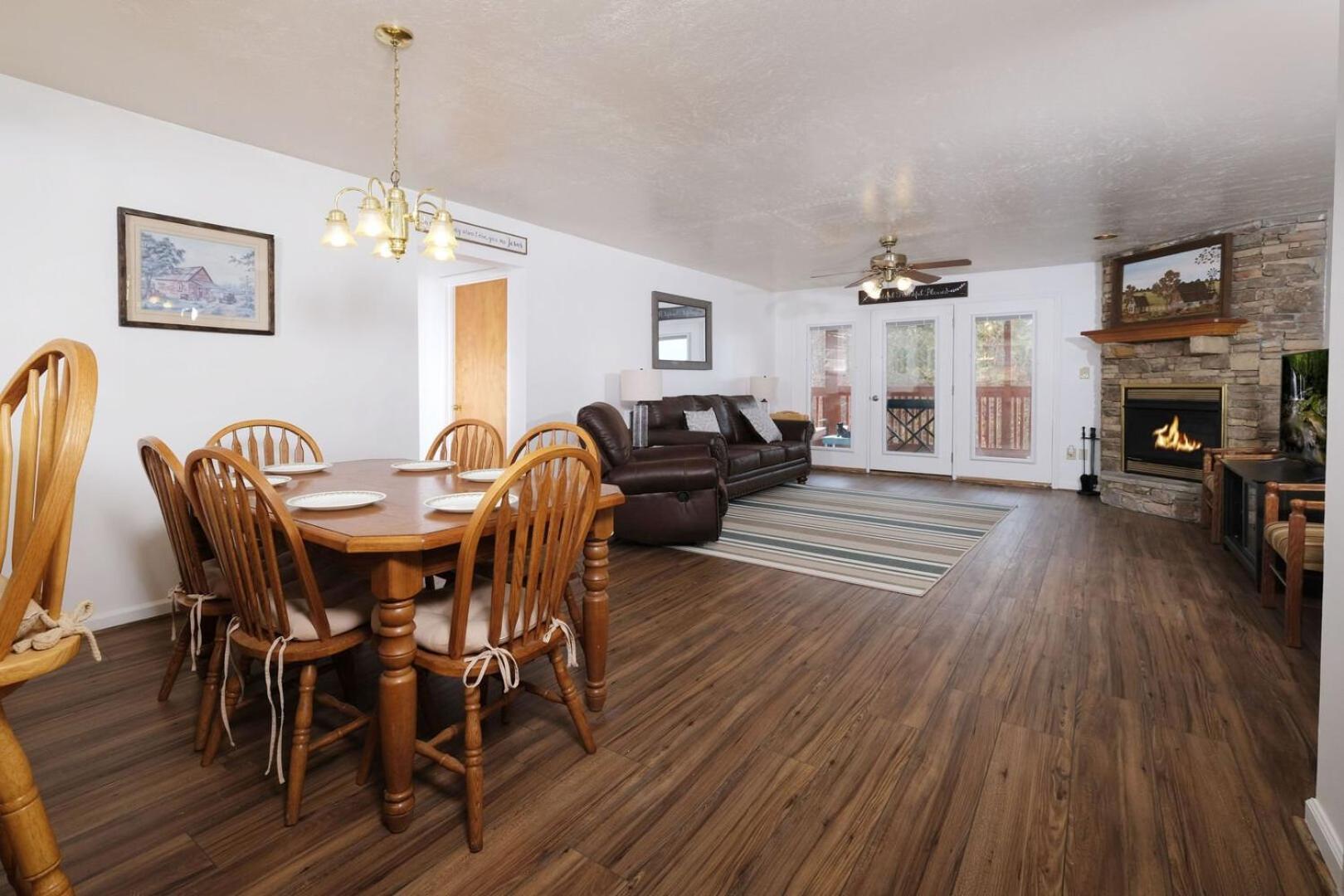 Cozy 2br Just 5 Min To Pkwy! Free Attraction Tickets * Pigeon Forge
