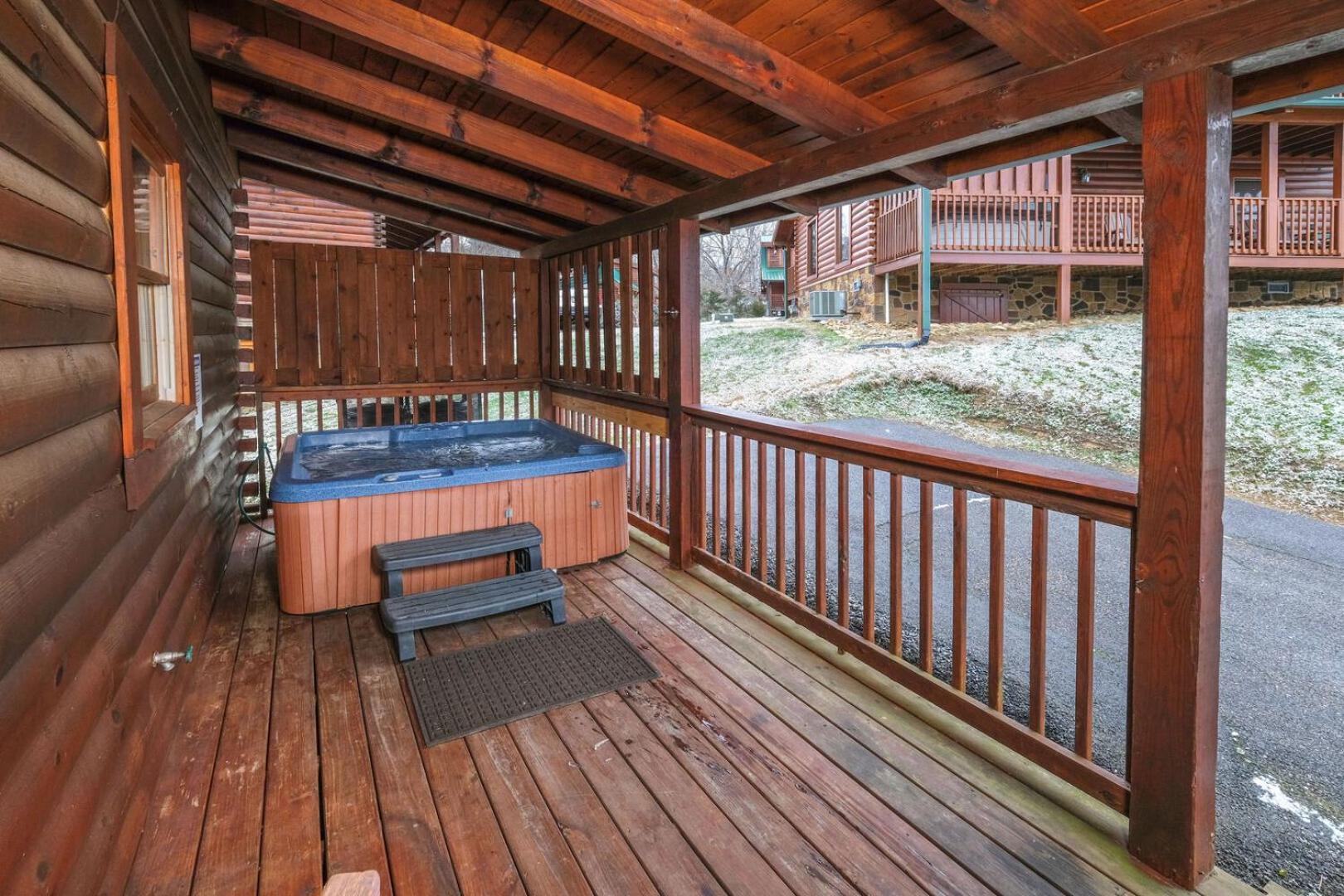 Holiday home Cozy 2br Just 5 Min To Pkwy Hot Tub Free Attraction Tickets Pigeon Forge