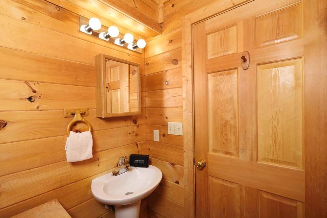 Holiday home Cozy 2br Hot Tub Pool Table
