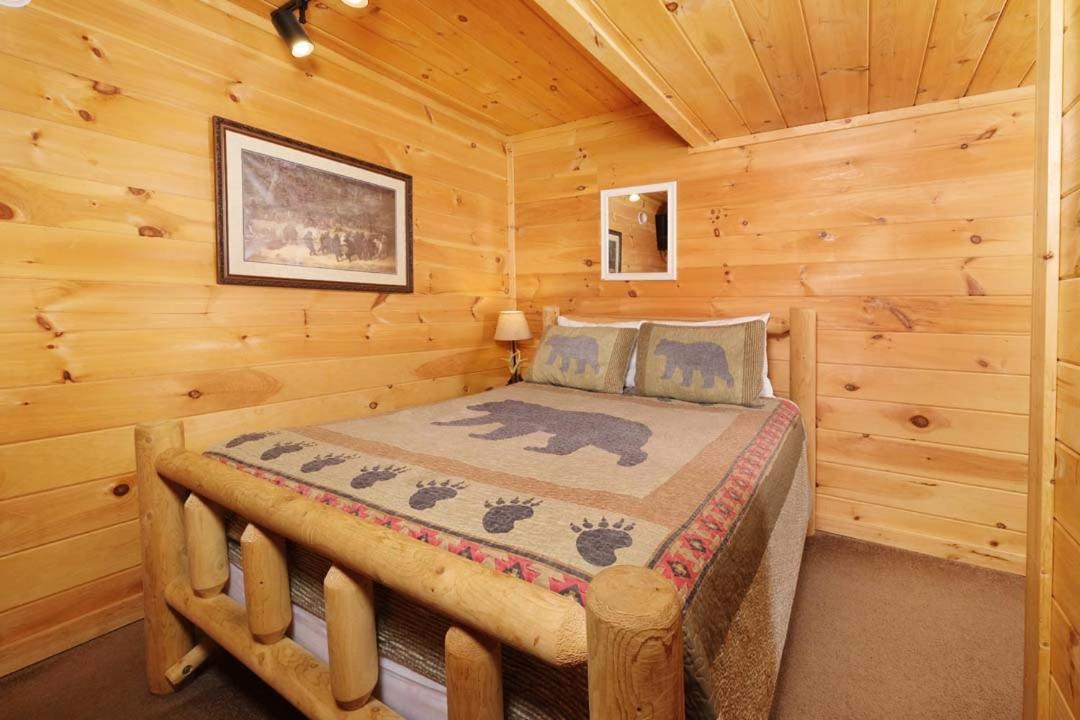 Holiday home Cozy 2br Hot Tub Pool Table *