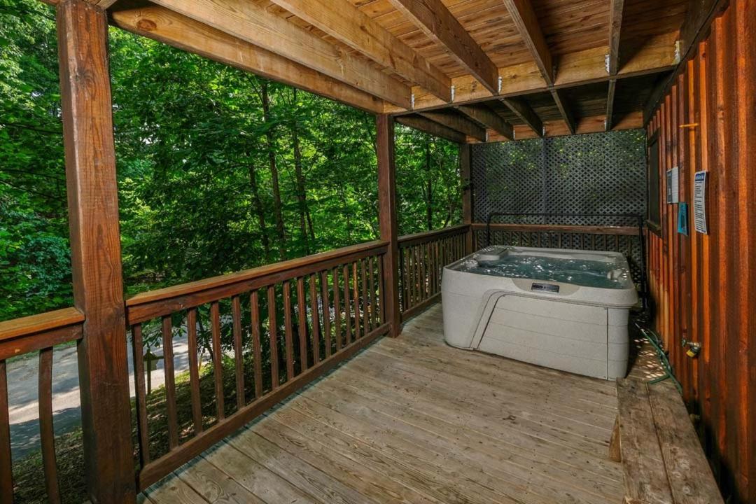 Cozy 2br Hot Tub Pool Table Pigeon Forge