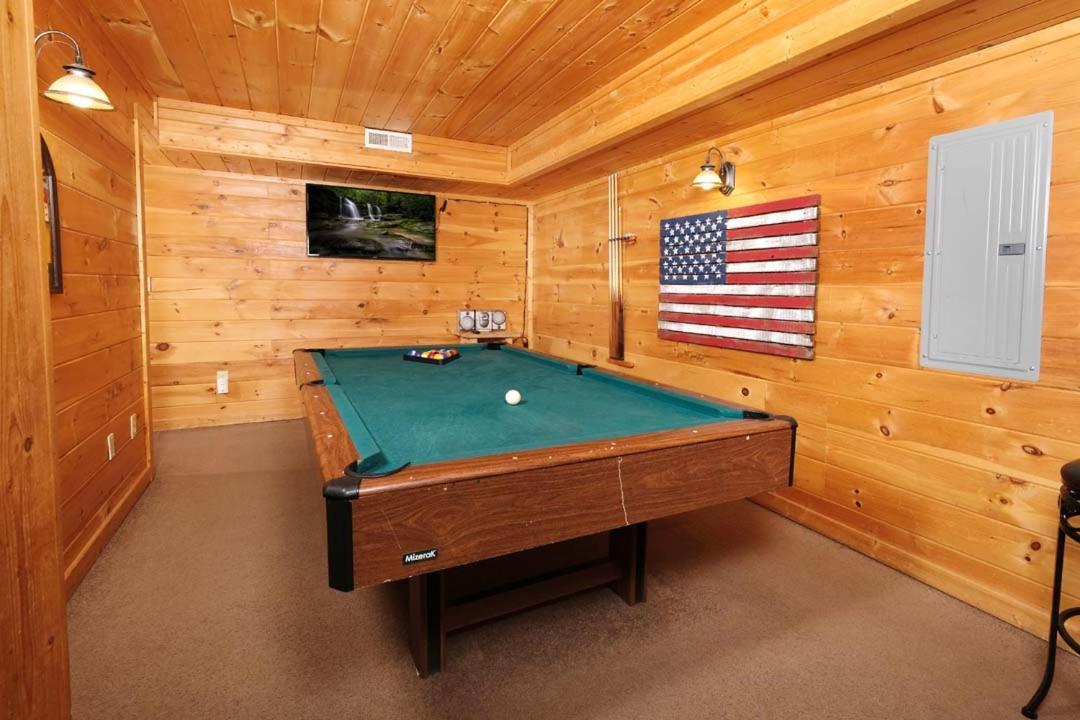 Cozy 2br Hot Tub Pool Table