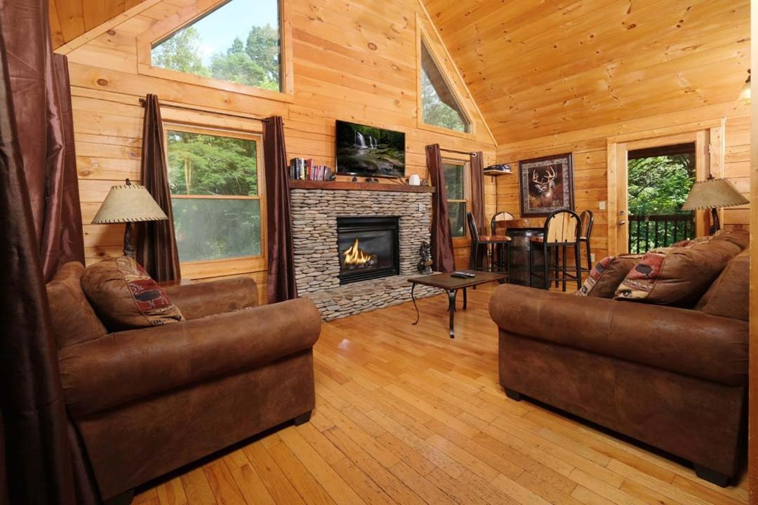 Cozy 2br Hot Tub Pool Table *