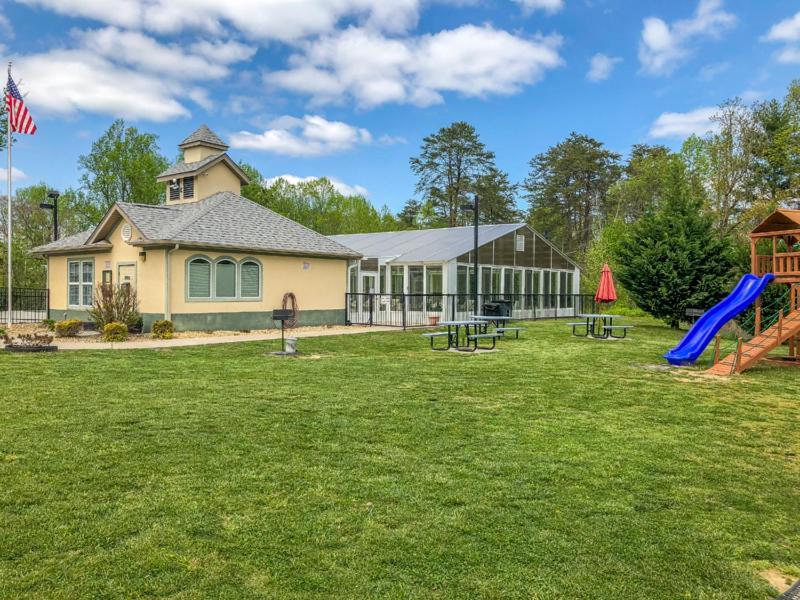 Holiday home Spacious 3br Just 2 Min To Pkwy Pigeon Forge