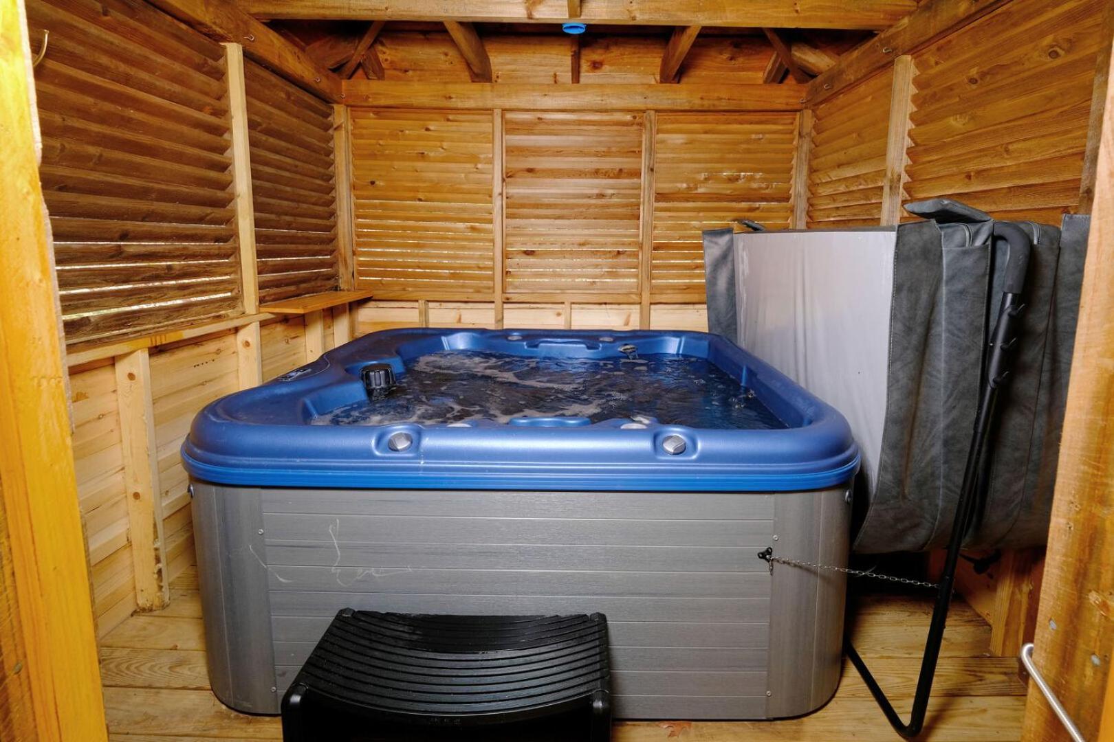 Cozy And Relaxing 2br Hot Tub Pool Table Free Attraction Tickets * Pigeon Forge