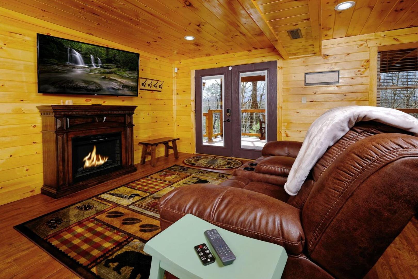 Cozy And Relaxing 2br Hot Tub Pool Table Free Attraction Tickets Holiday home *