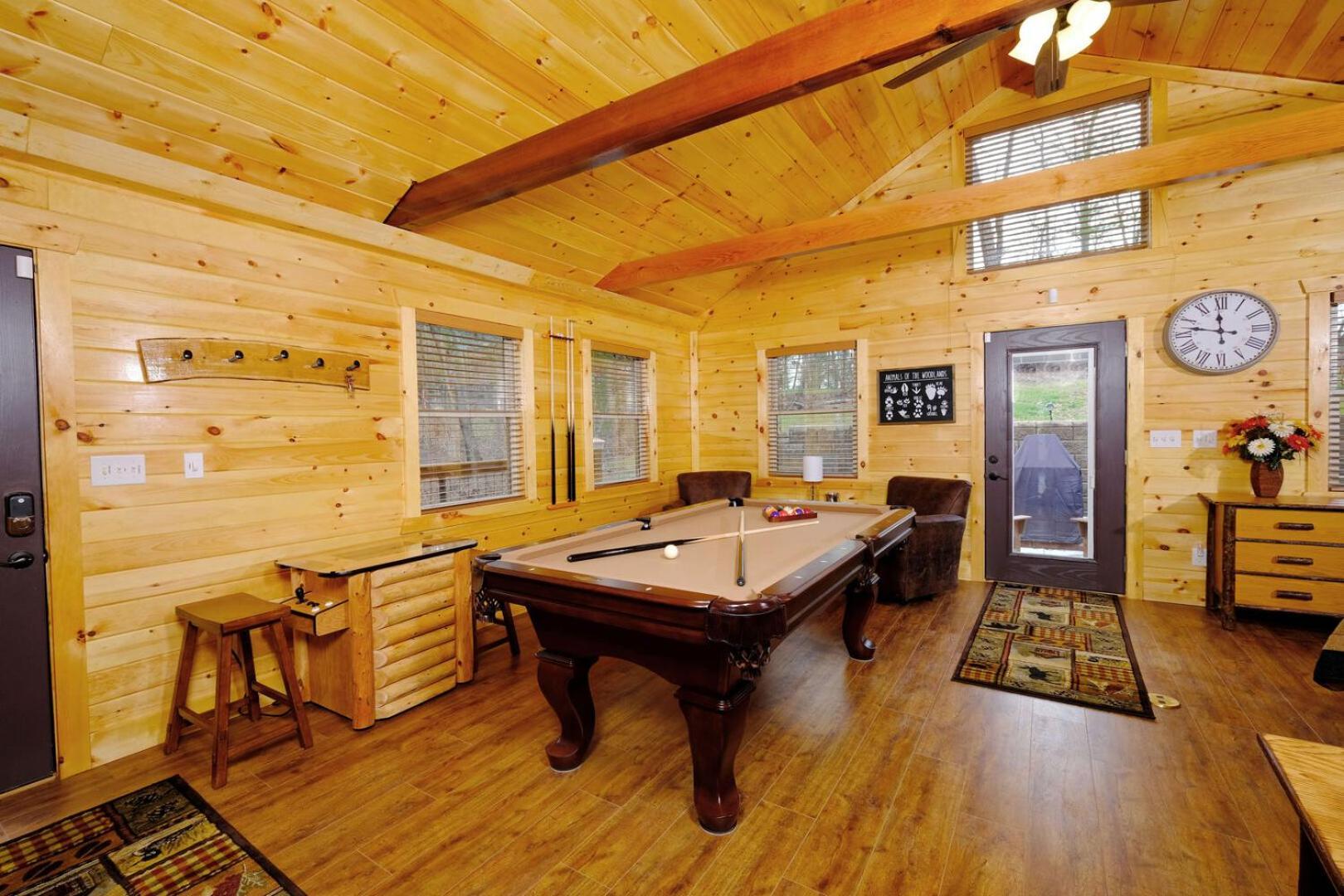 Cozy And Relaxing 2br Hot Tub Pool Table Free Attraction Tickets