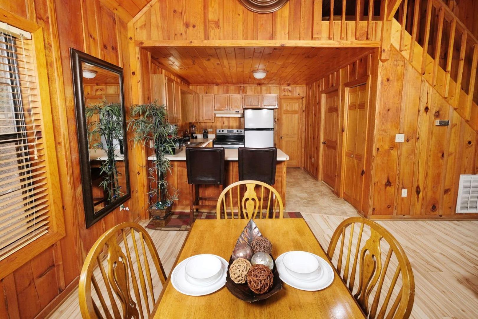 Romantic 1br Hot Tub Free Attraction Tickets *
