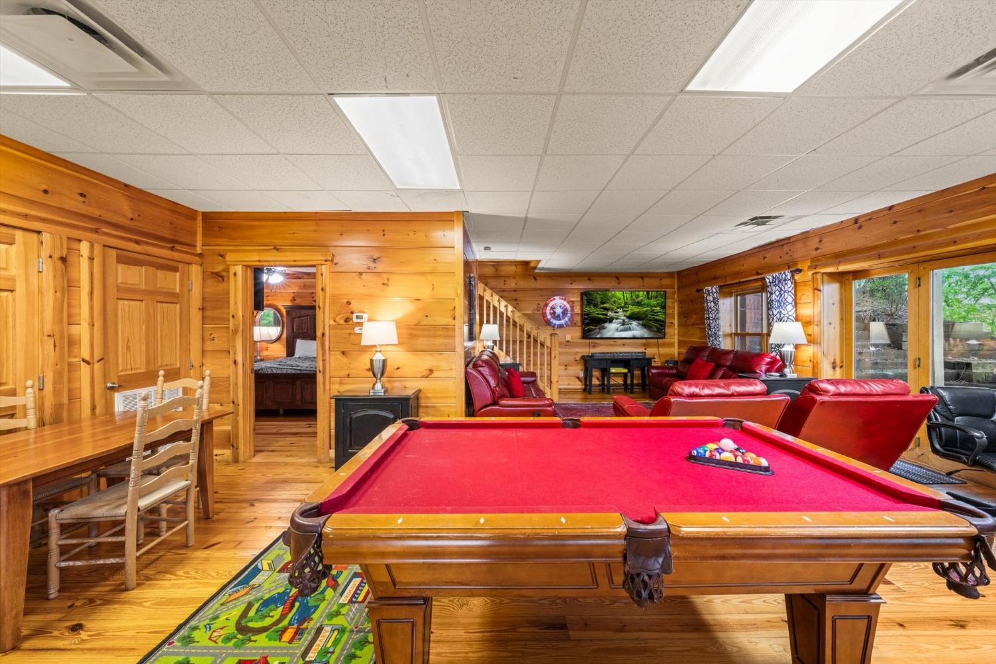 Holiday home Spacious 5br Sleeps 10 Gameroom Hot Tub Free Attraction Tickets *