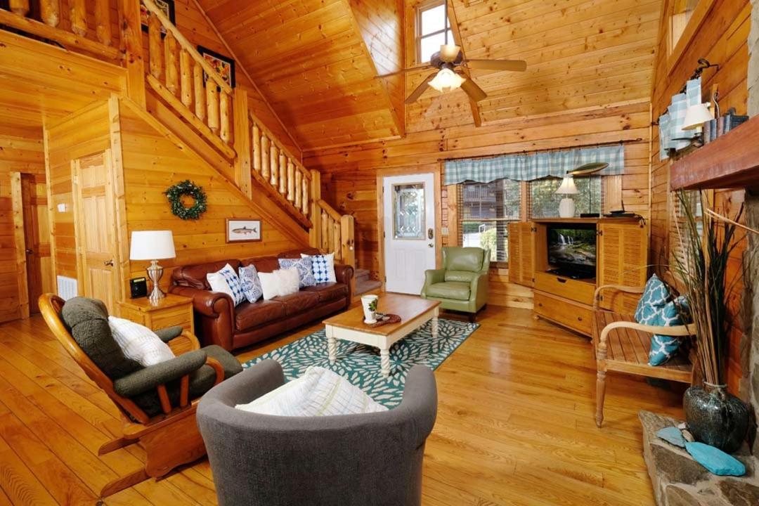 Autumn Ridge By Colonial Properties