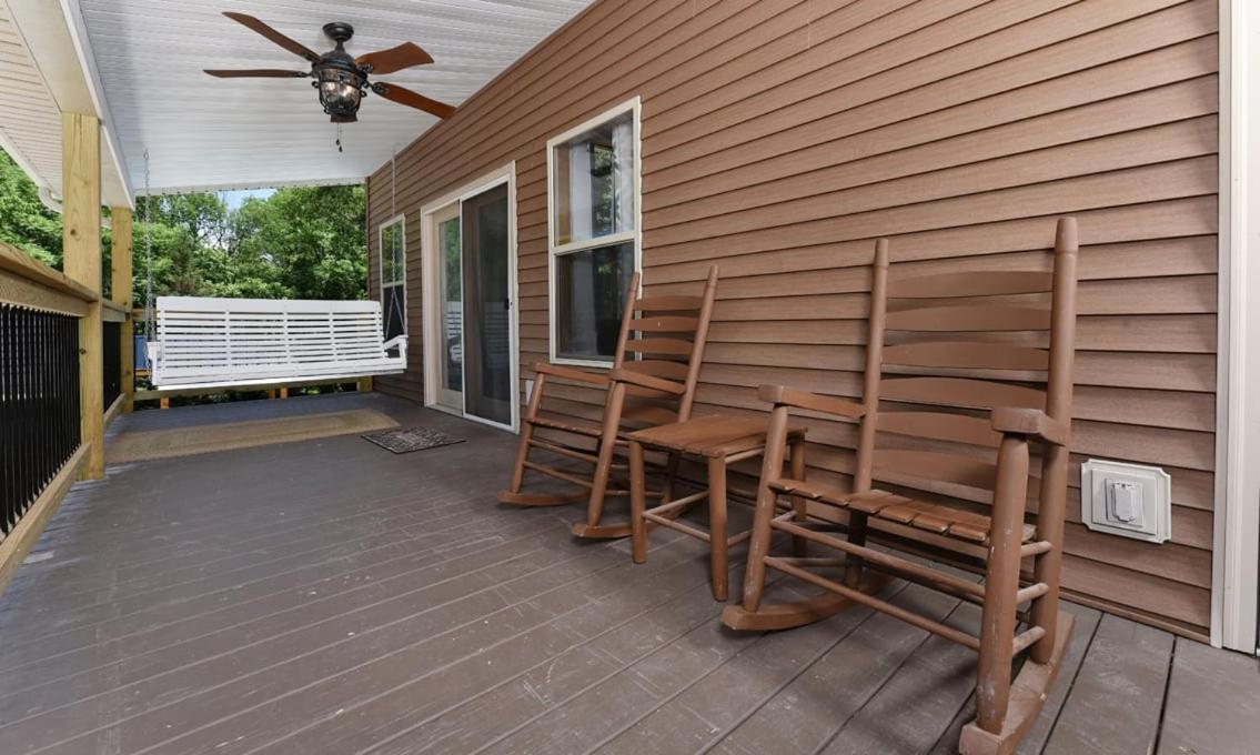 7br Sleeps 34 Outdoor Pool Fire Pit Secluded Free Attraction Tickets Holiday home