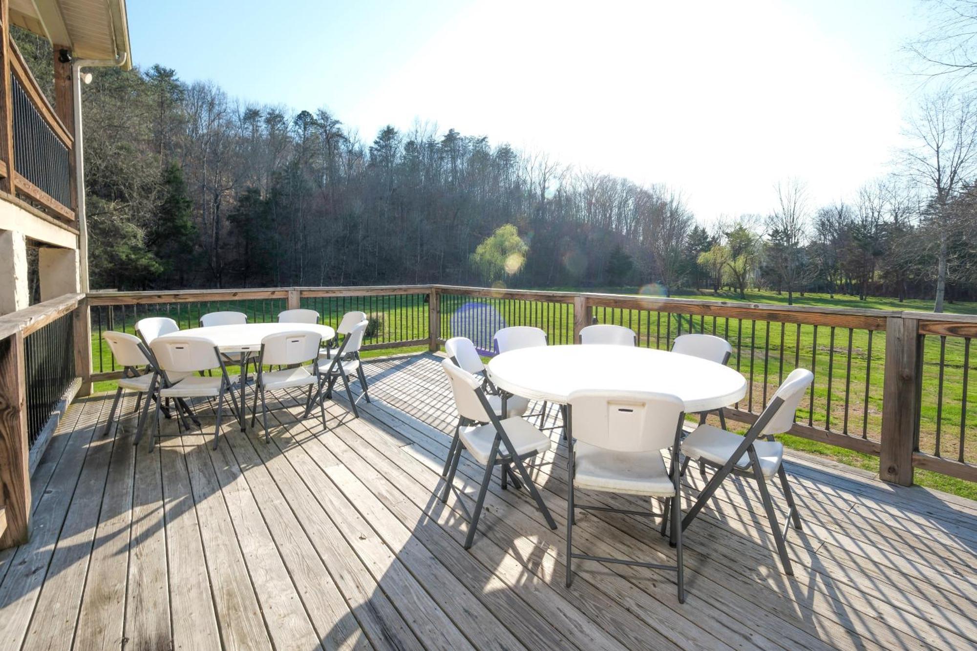 7br Sleeps 34 Outdoor Pool Fire Pit Secluded Free Attraction Tickets Holiday home *