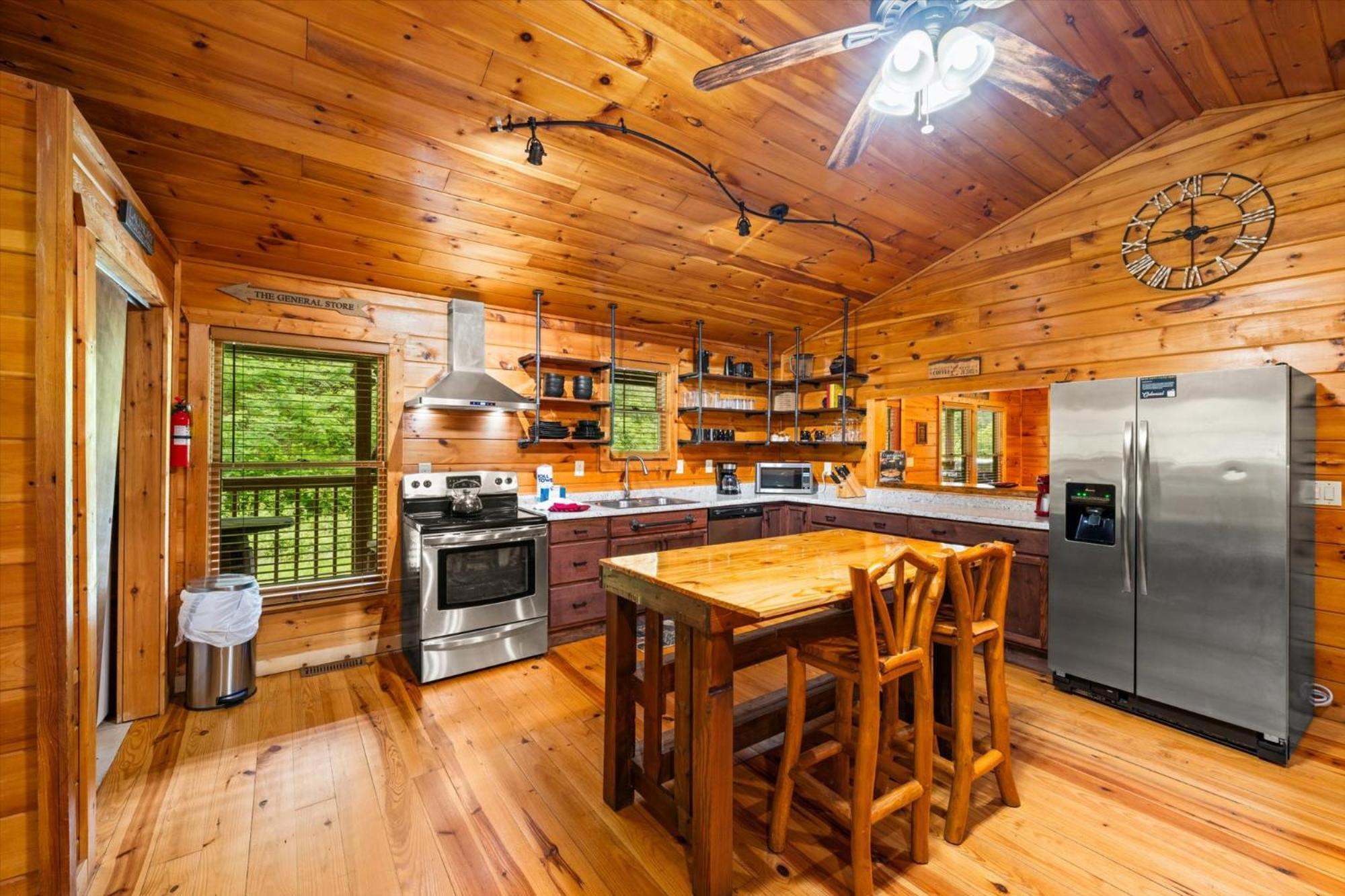 Holiday home Adjust Your Altitude By Colonial Pigeon Forge
