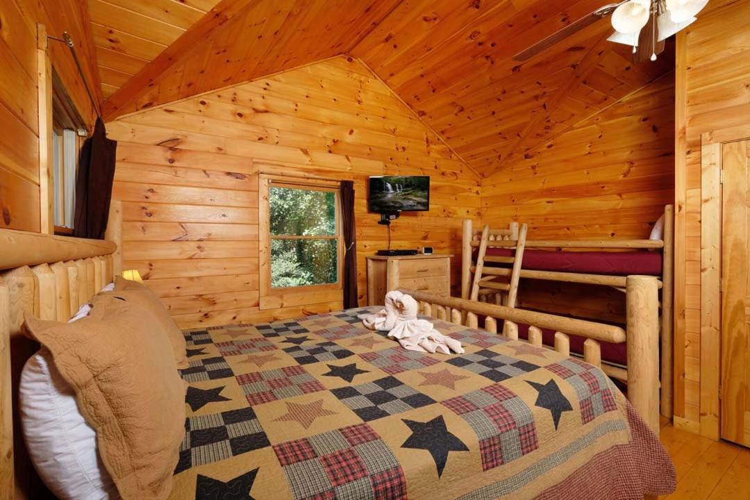 Above And Beyond Holiday home Pigeon Forge