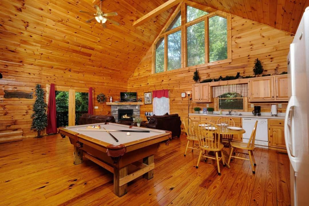 Holiday home Above And Beyond Pigeon Forge