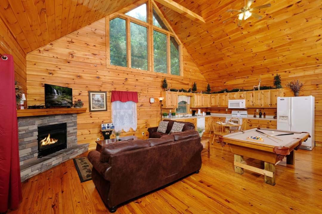 Holiday home Above And Beyond Pigeon Forge