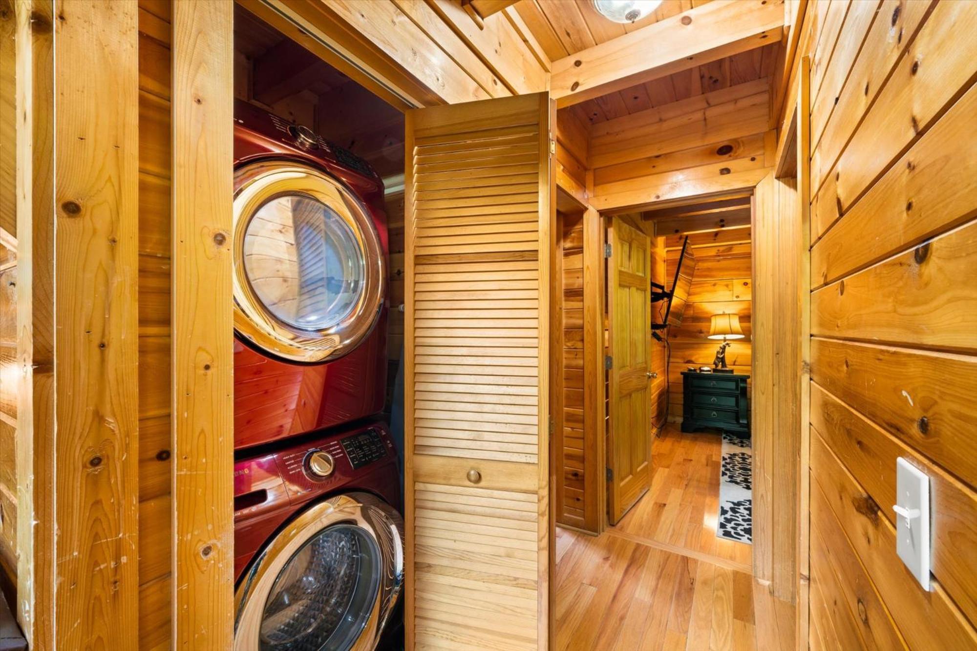 Cute And Cozy 2br Hot Tub Free Attraction Tickets *