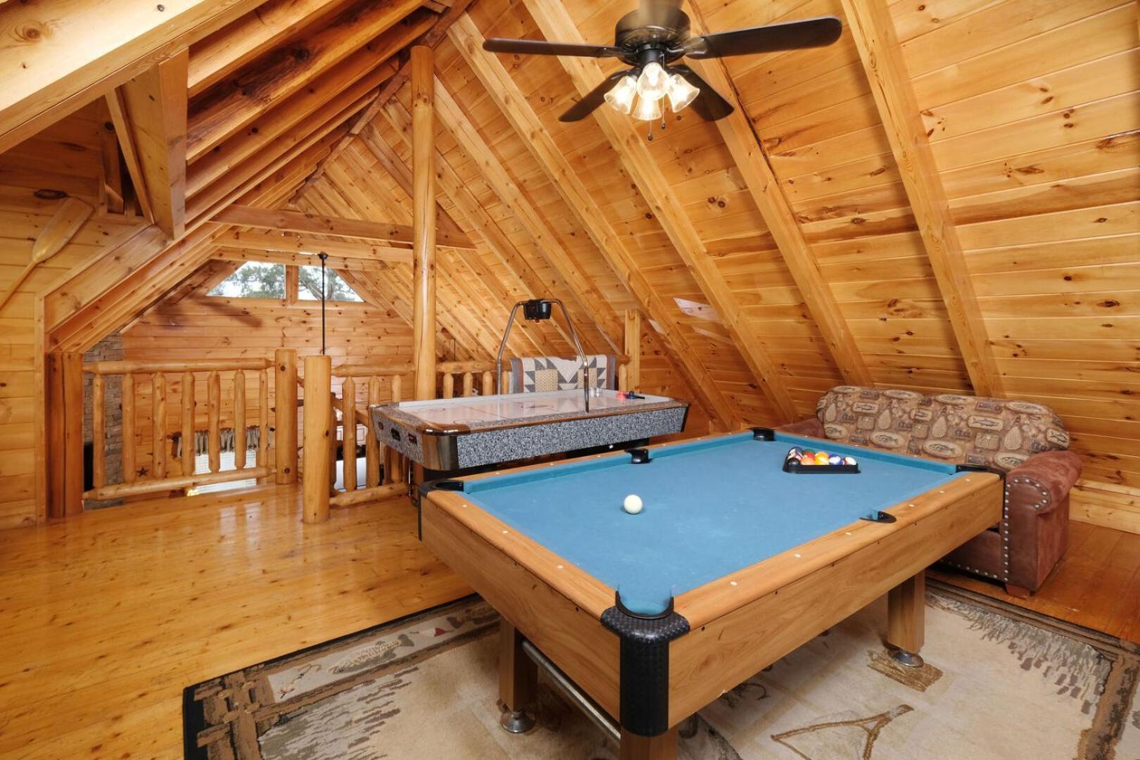 Romantic And Spacious 1br Gameroom Hot Tub Free Attraction Tickets Holiday home