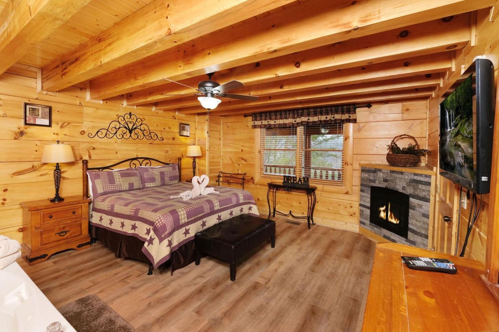 Romantic And Spacious 1br Gameroom Hot Tub Free Attraction Tickets Holiday home